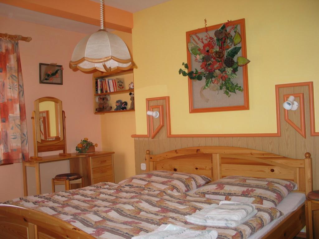 Pensjonat Lotos Krynica Morska Room photo